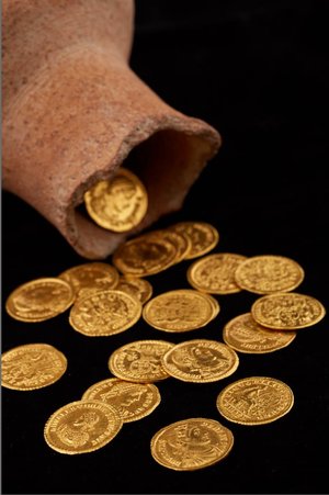 Image Golden Bond project_c-Erimtan Archaeology and Arts Museum Archive